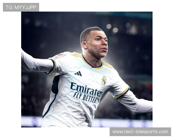 足球历史上那些代表着华丽球风与创造力的经典十号球星解析